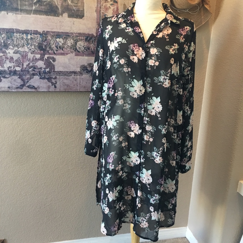 Divided H&M Long Sheer Floral Button Up Tunic 14